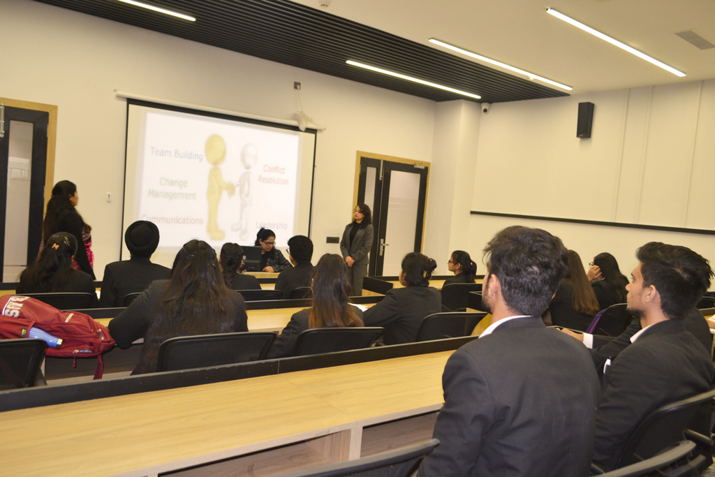 Ultra Modern Class Rooms 4