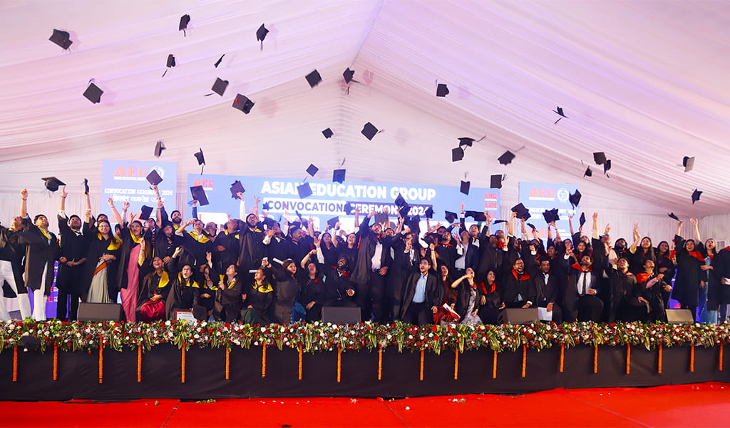 Convocation image 9