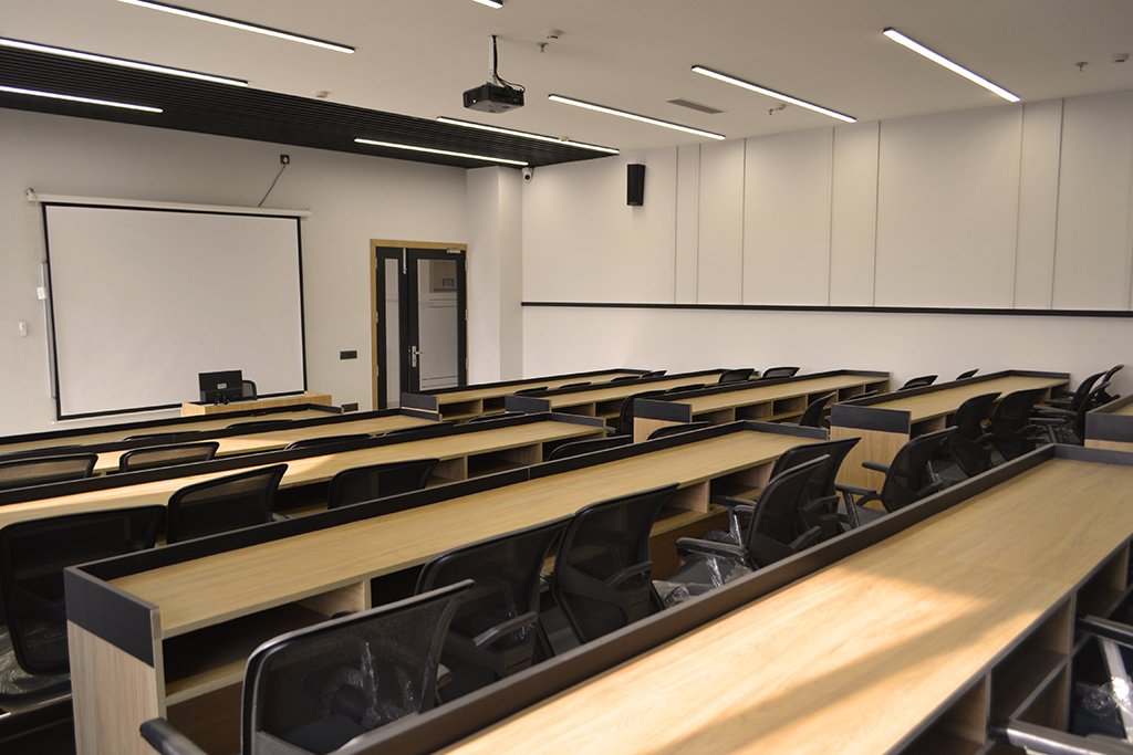 Ultra Modern Class Rooms 2
